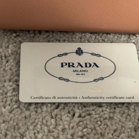 New in Box - Prada Saffiano Fiocco Wallet